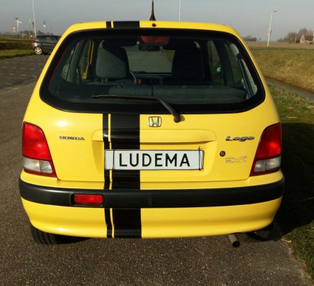 Honda Logo 1.3i Bouwjaar:1999. APK tot: 29 januari 2018.2de eigenaar. Brandstof:Benzine. Kilometerstand:147.178 km .Transmissie:Handgeschakeld. Vermogen:65 pk- Zeer netjes! inruil mogelijk. Prijs € 1299,-
