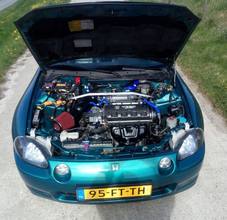 Honda Del Sol 1.6i V-tec. Bouwjaar:1995. APK tot: 11 maart 2018. Brandstof:Benzine. Kilometerstand:204.893 km .Transmissie:Handgeschakeld. Vermogen:125 pk- Zeer netjes! inruil mogelijk. 
