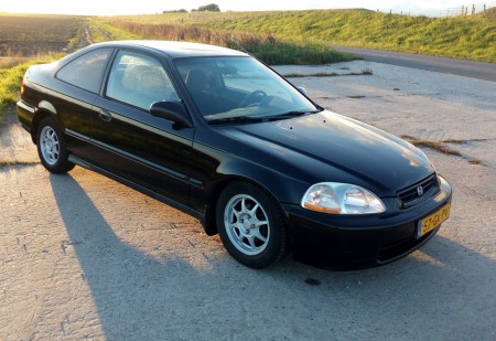 Honda civic coupe HX USDM 1.6i Vtec-e-BJ 1996-Kmstand 180.587-Handgeschakeld-Airco-Stuurbekr-Elec pakket-Zeer goed onderhouden-Nette auto-Prijs € 1950,-