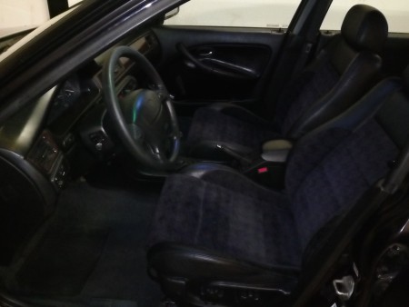 Honda civic Aerodeck 1.4i S *Vti uitgebouwd*- kmstand 255.000- Apk 30 juni 2018- Mooie en unieke auto met vele extra's. Prijs € 1450,-