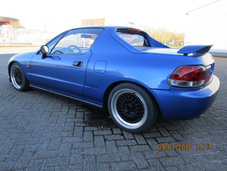 Honda Del Sol 1.6i V-tec * Gechipt met Launch control * Bouwjaar:1996. APK bij aflevering. Brandstof:Benzine. Kilometerstand:214.537km .Transmissie:Handgeschakeld. Vermogen:125 pk- Zeer netjes! Prijs € 2699,-